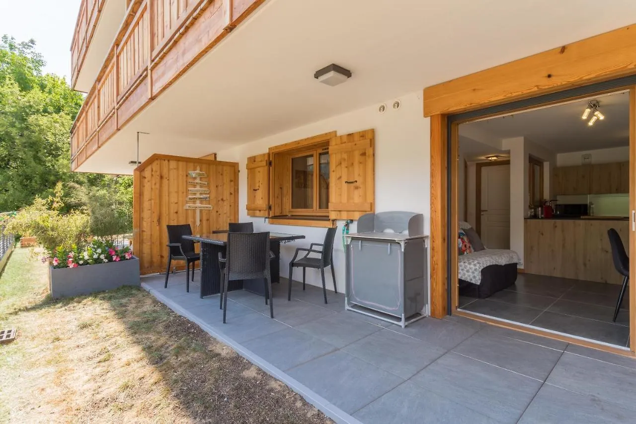 Appartement Le Barat'Ski Le Grand-Bornand 0*,  France